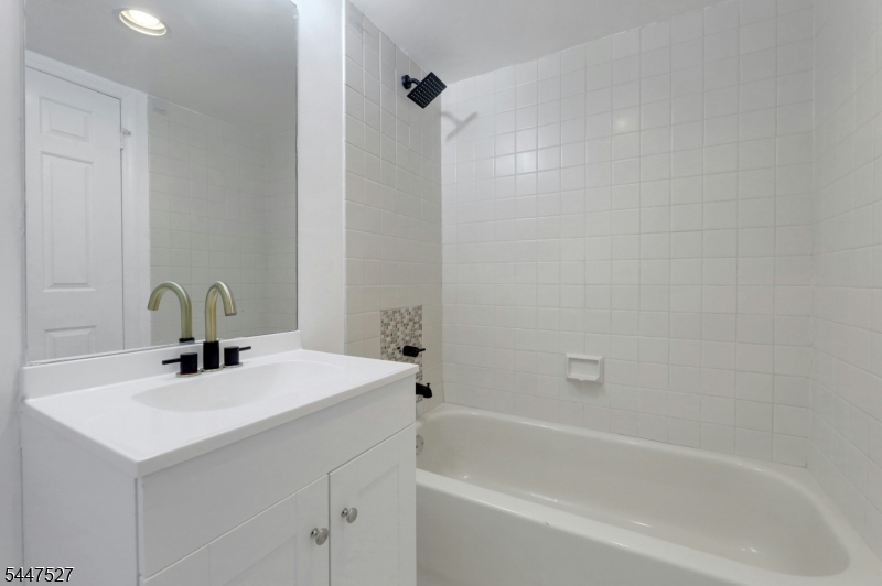 Garret Heights - Residential