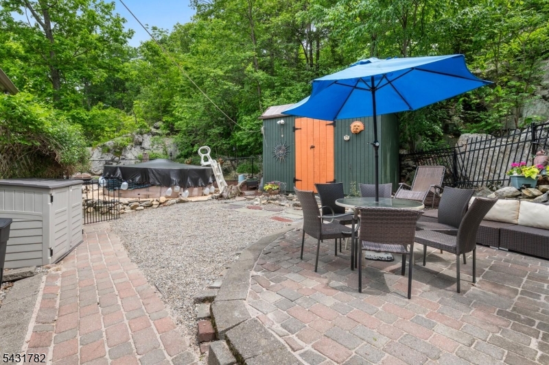 Upper Greenwood Lake - Residential