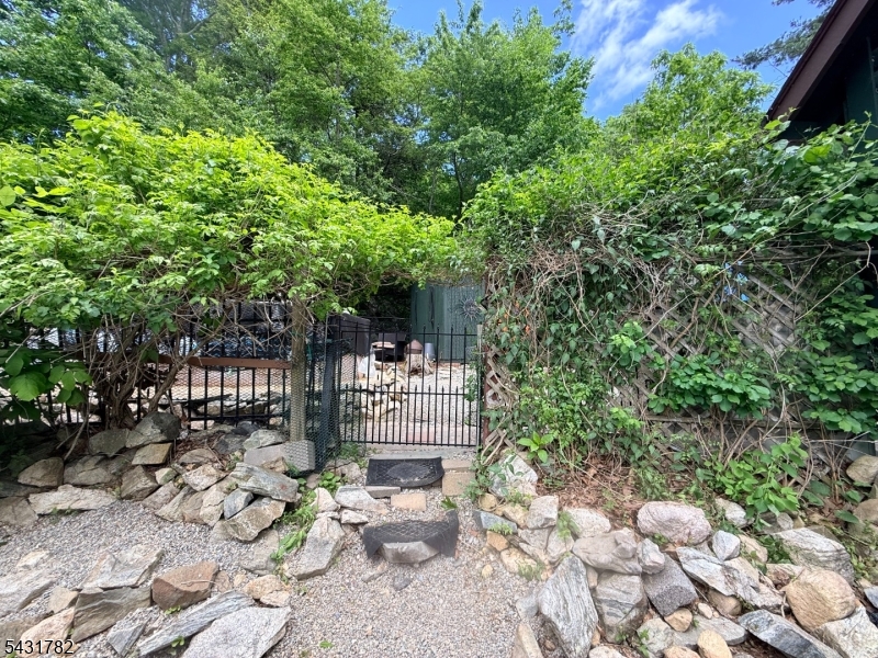 Upper Greenwood Lake - Residential