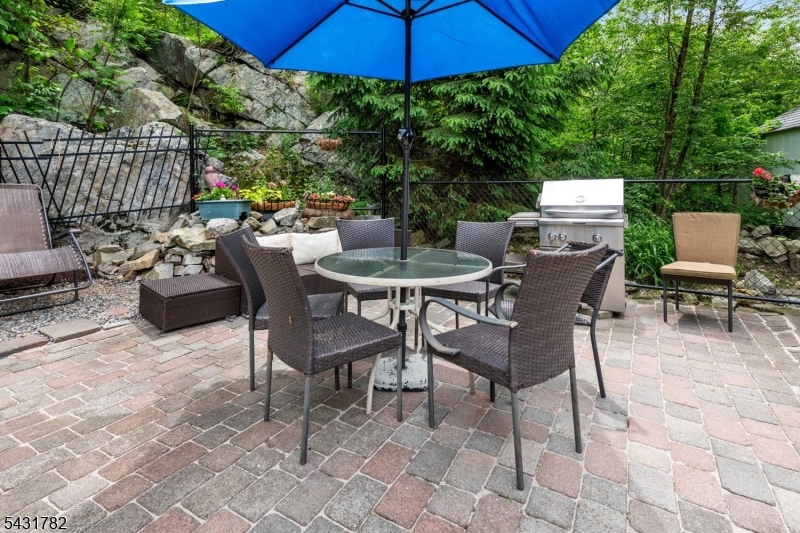 Upper Greenwood Lake - Residential