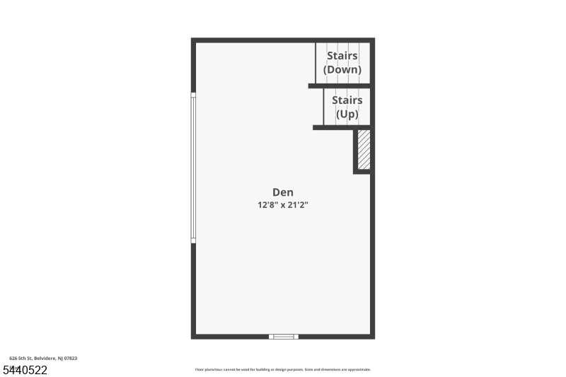 Main image without alt text