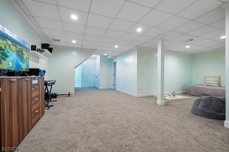170 Madison Ave - Residential
