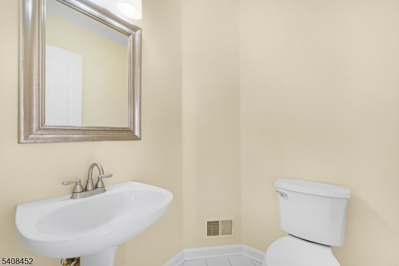 Woodmont - Residential Lease
