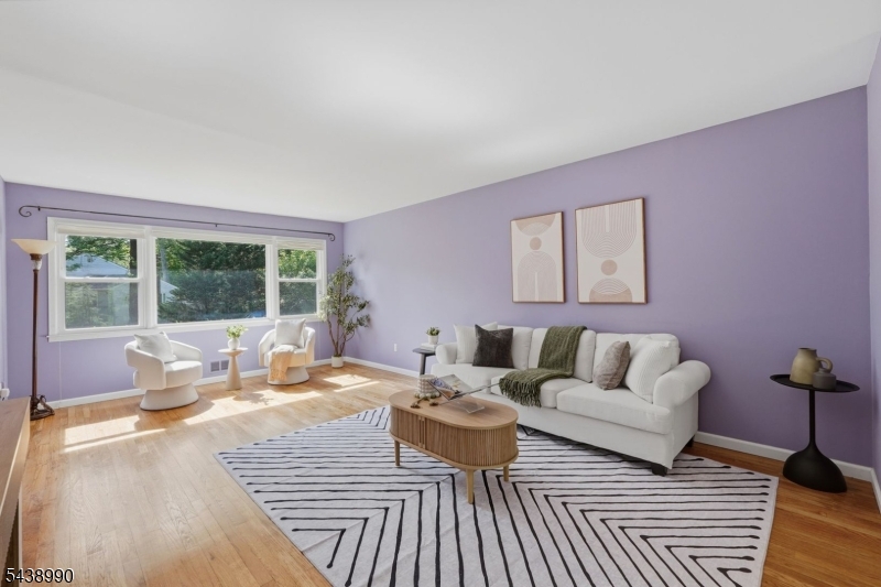 Livingston Acres - Residential