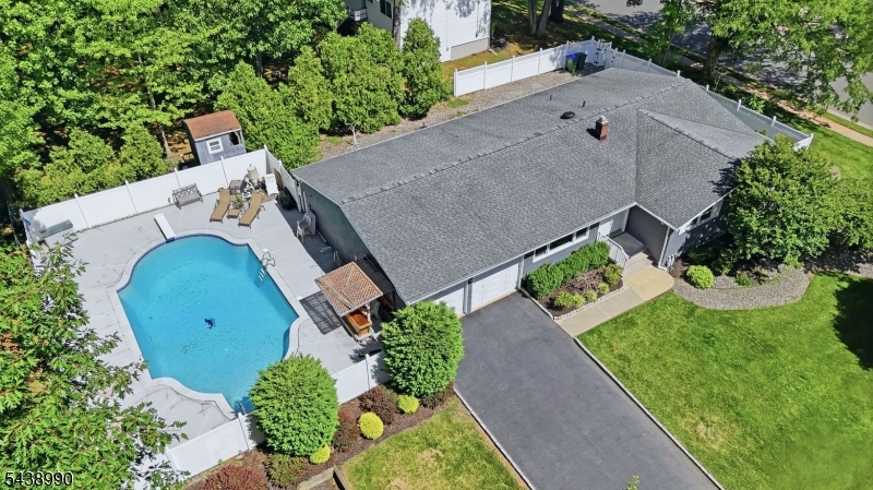 Livingston Acres - Residential