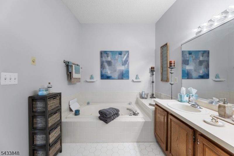 Rose Arbor - Residential
