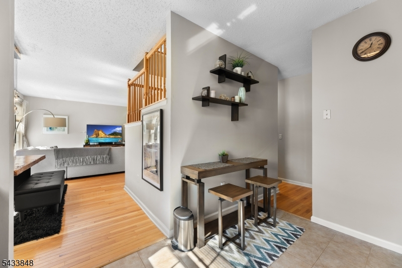 Rose Arbor - Residential