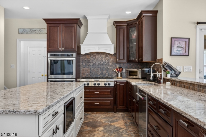 Greenwich Hills North - Residential