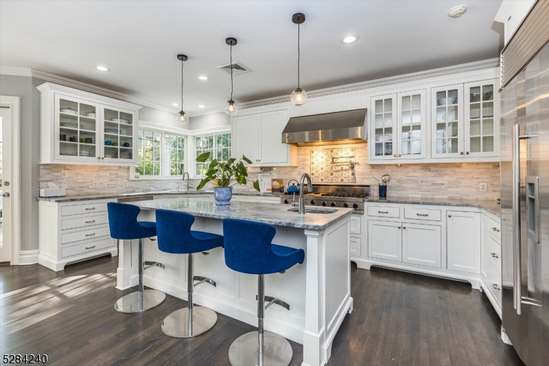 Yantacaw Brook Park - Residential