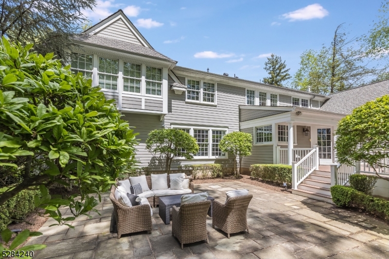 Yantacaw Brook Park - Residential