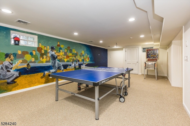 Yantacaw Brook Park - Residential
