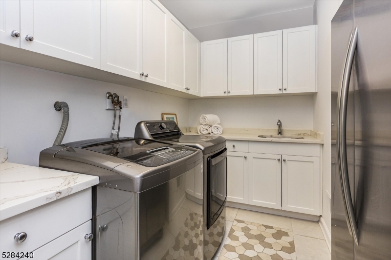 Yantacaw Brook Park - Residential