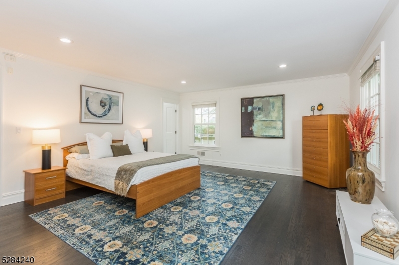 Yantacaw Brook Park - Residential