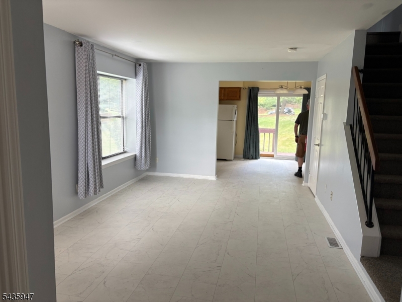 Sun Ridge - Residential Lease