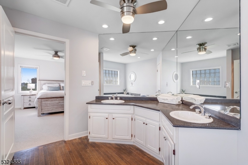 Mantoloking Shores - Residential