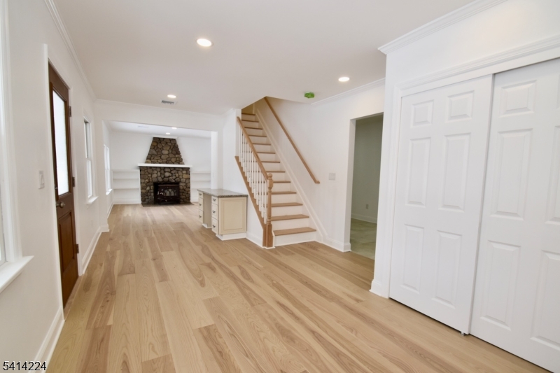 OAK RIDGE / MILTON - Residential