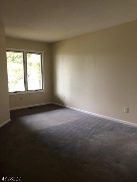 BERKSHIRE RIDGE - Residential Lease