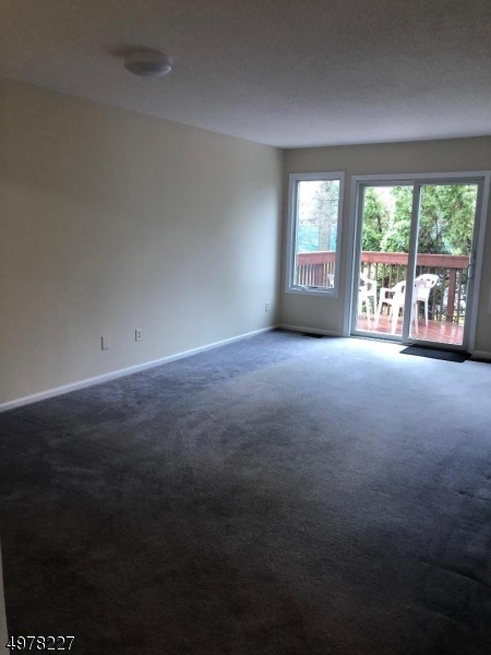 BERKSHIRE RIDGE - Residential Lease