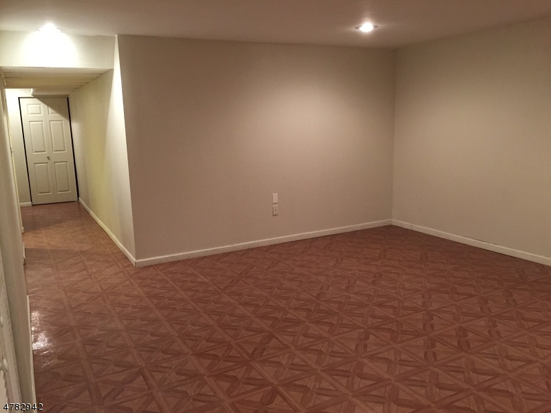 Somerset Glen - Residential