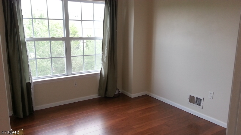 Somerset Glen - Residential