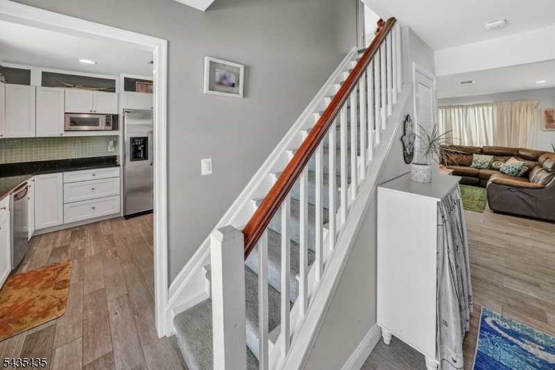 Bayville/ Berkeley Shores - Residential