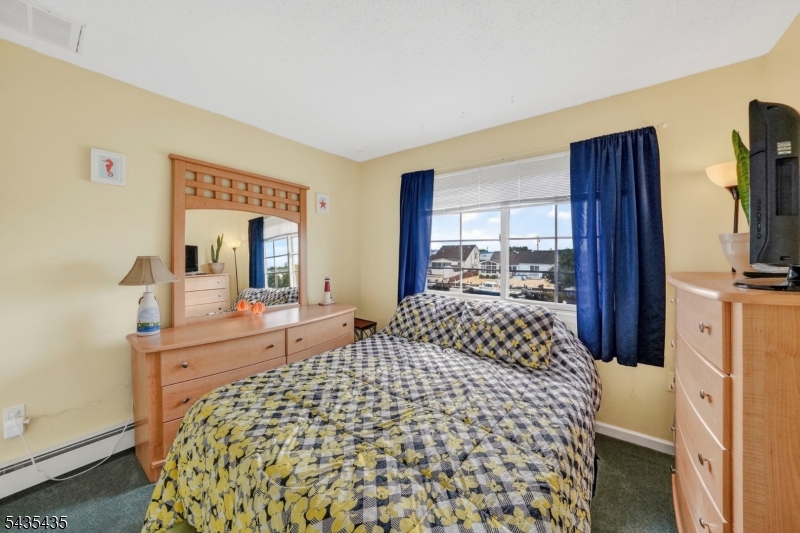 Bayville/ Berkeley Shores - Residential