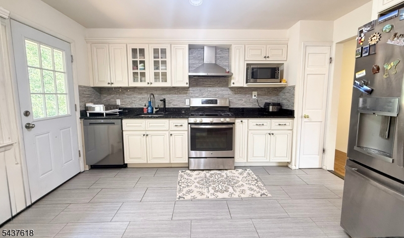 Royal Hills - Residential Lease