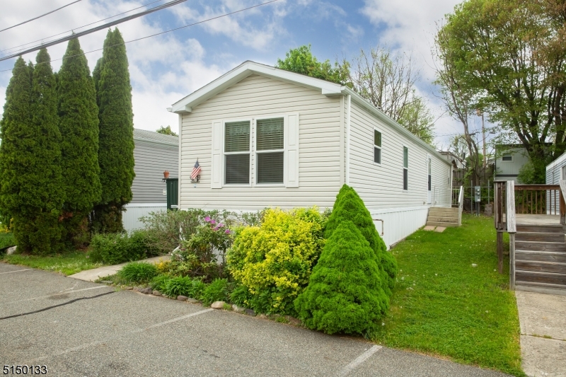 Riverview Senior Park - Residential
