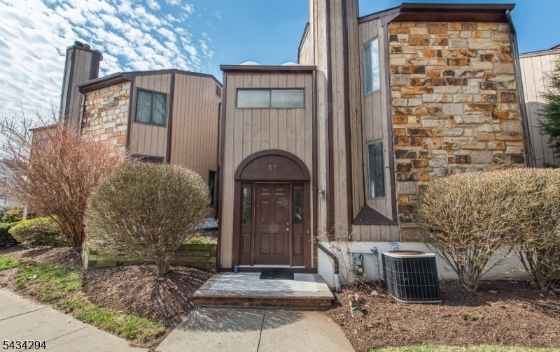 Hastings Square - Residential Lease