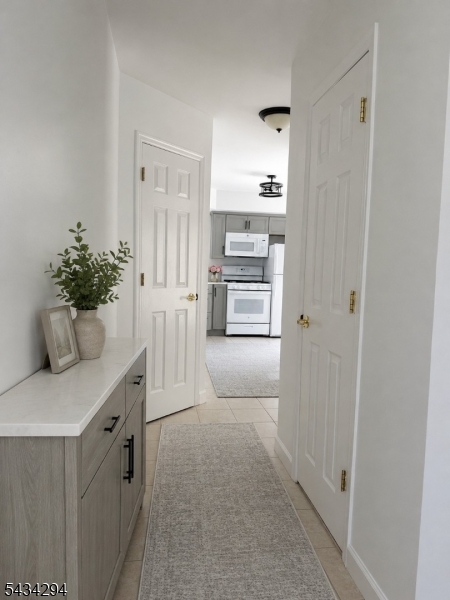 Hastings Square - Residential Lease