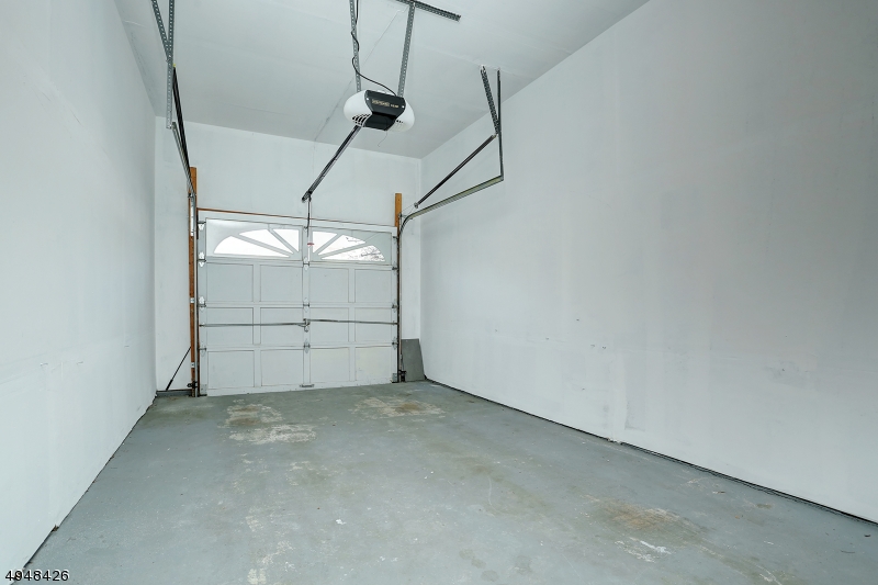 Glenmont Commons - Residential