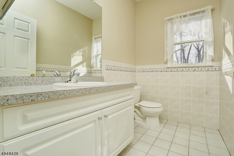 Glenmont Commons - Residential
