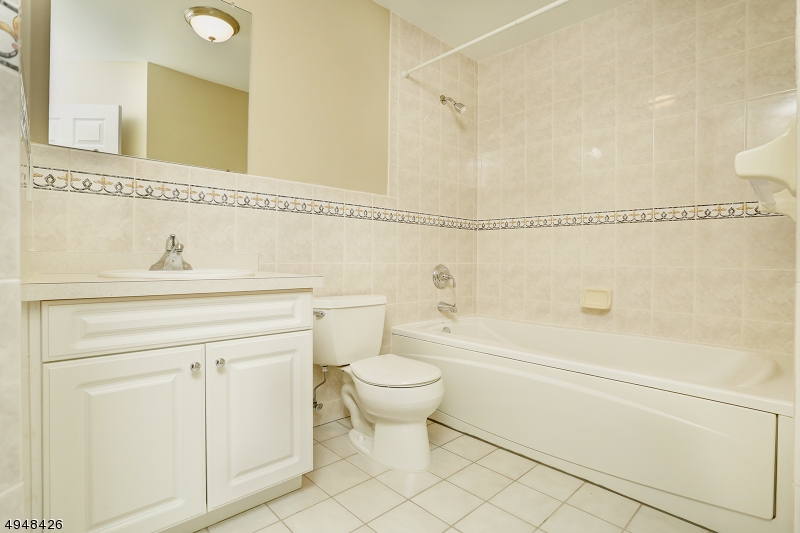 Glenmont Commons - Residential