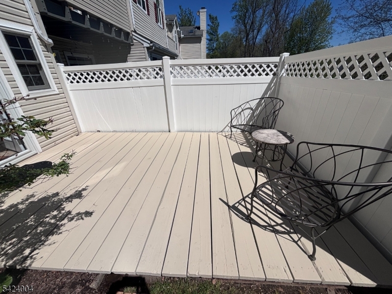 Rose Arbor - Residential