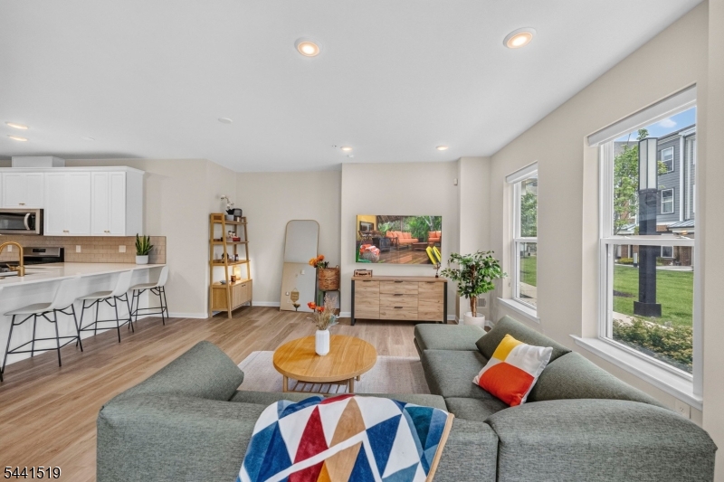Townhomes At Vermella - Residential