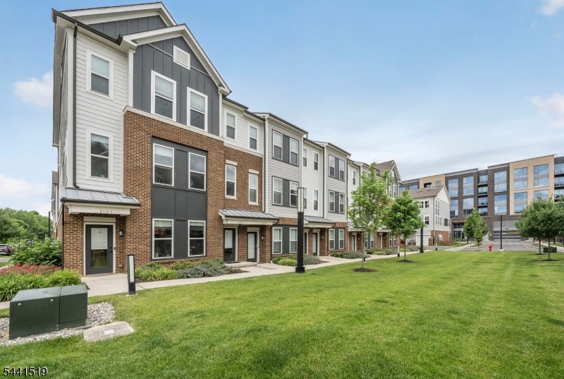 Townhomes At Vermella - Residential