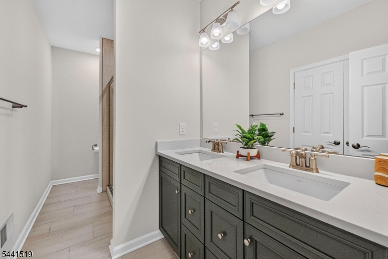 Townhomes At Vermella - Residential