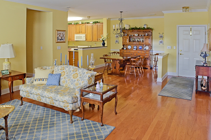 Four Seasons at Great Notch - Residential