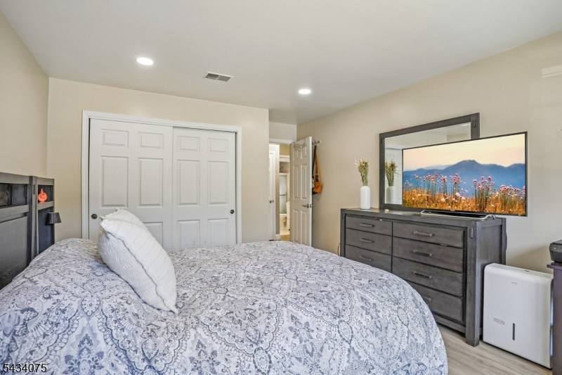 Ironbound - Residential