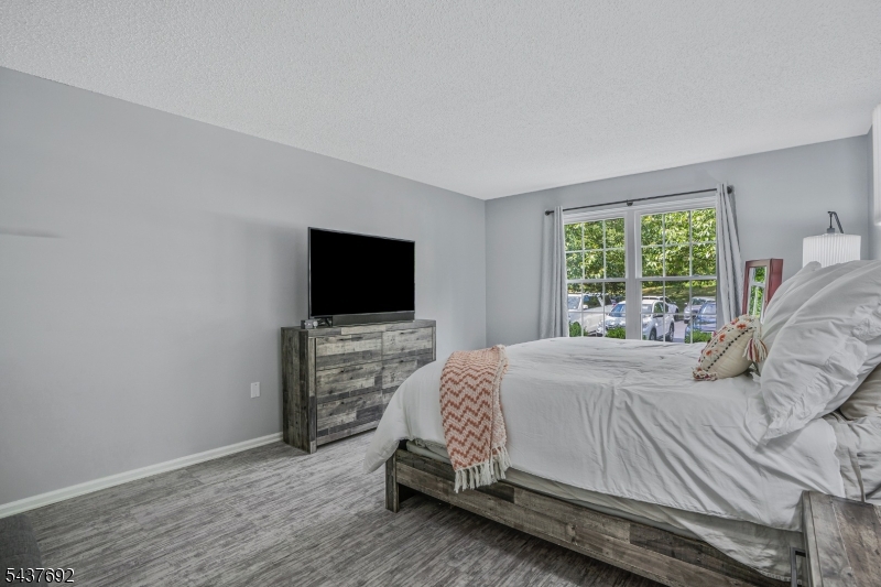 Cedar Brook - Residential
