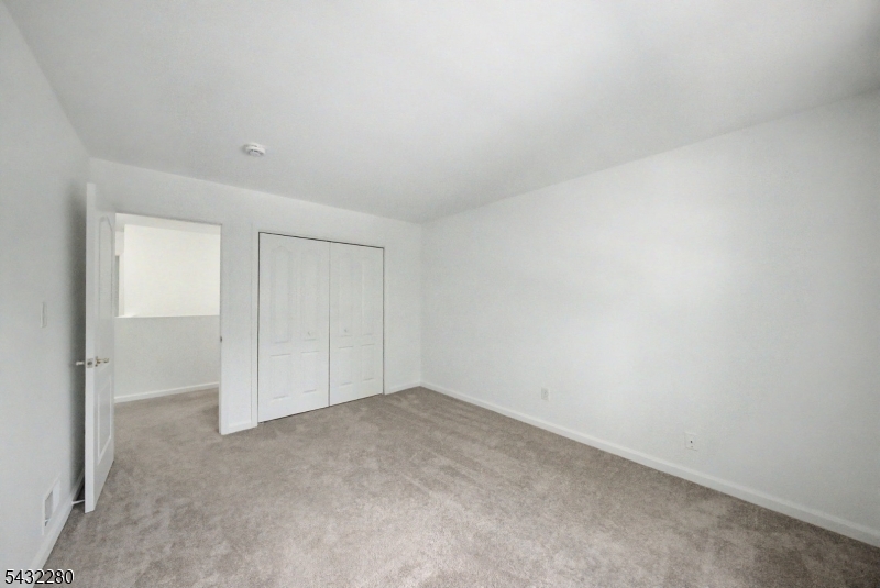 Deer HIll Village - Residential Lease