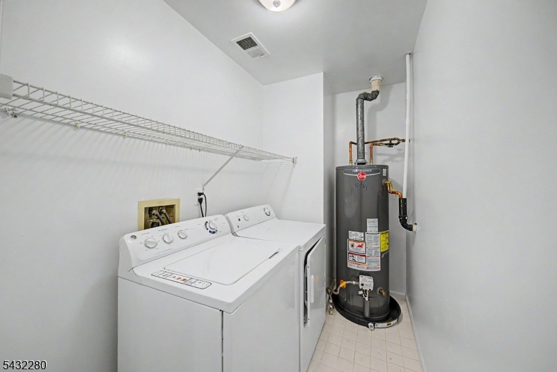 Deer HIll Village - Residential Lease
