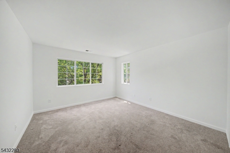 Deer HIll Village - Residential Lease