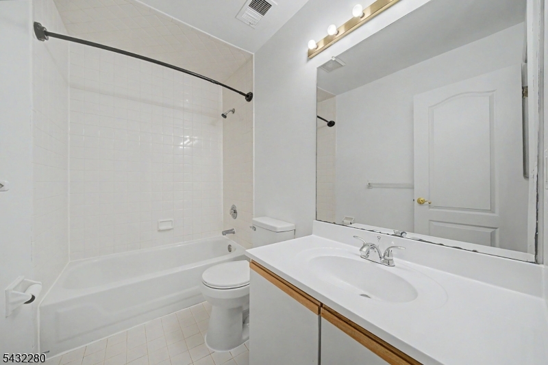 Deer HIll Village - Residential Lease