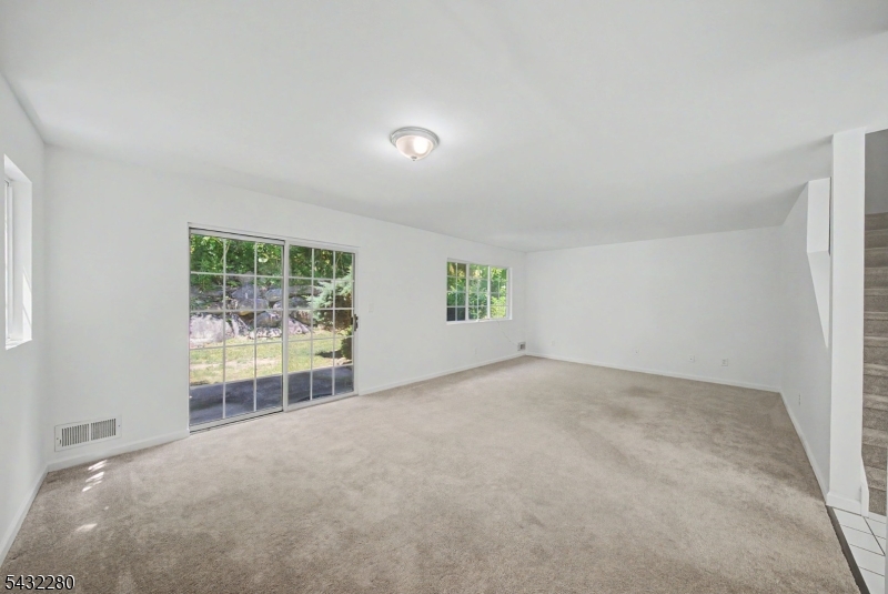 Deer HIll Village - Residential Lease