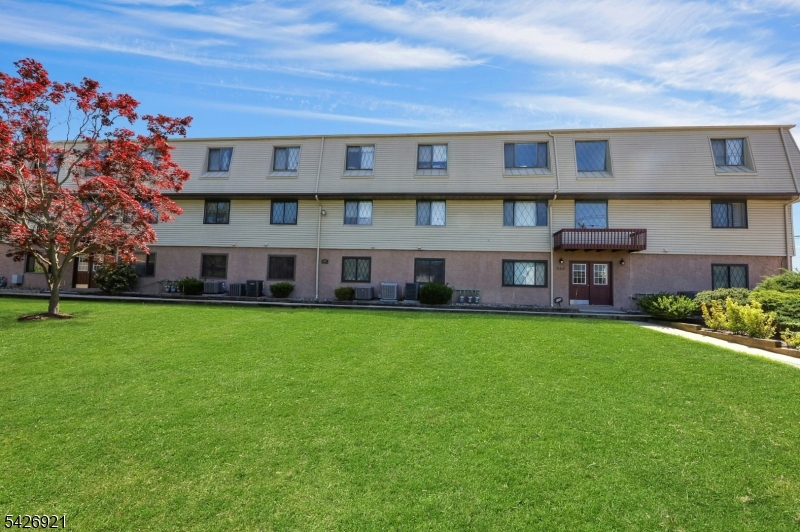 Lovely 2 BR condo close to Bergen County Park.  Perfect for buyer or investor.  Approximately 1,000 sq feet.  Move right into this freshly painted end-unit with newer kitchen and central a/c unit. Bright & sunny unit features newer windows and roof. The open concept LR/DR and kitchen combo is perfect for entertaining. The King size BR and walk-in closet and in-unit washer/dryer add to the allure of this well-designed condo.  Close to parks, shopping, houses of worship and NY transit.  Pet friendly!  One dog or cat less than 15 lbs permitted.