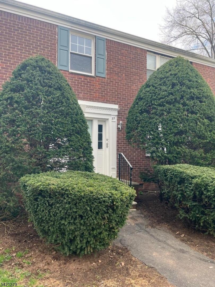 Renovated First floor unit . 2 bedrooms, full bath, kitchen, living room/ Dinning room . one free parking space .  $50.00 for additional parking space. Close to bus stop, shopping and schools. Close to Garden state Parkway. Vacant and easy to show.
