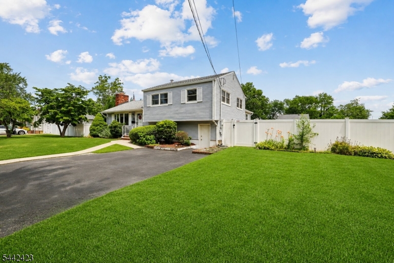 Meadowbrook Manor 02 Sec - Residential