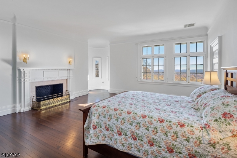 Bernardsville Mountain - Residential