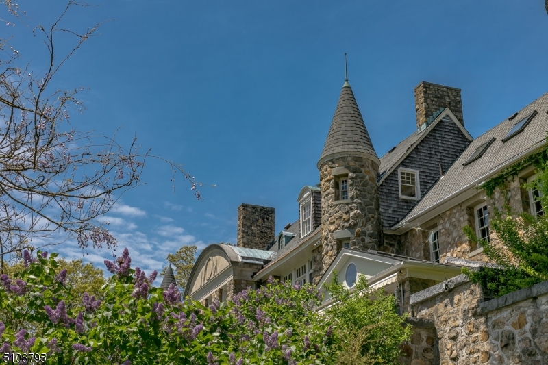 Bernardsville Mountain - Residential